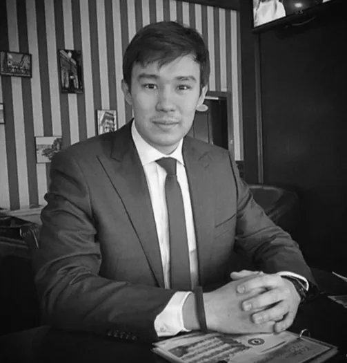 Усманов Рустем